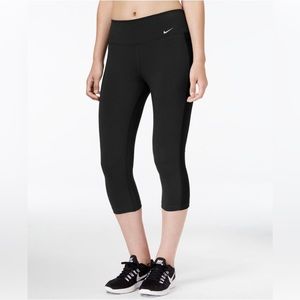 Nike Women’s Classic Dri Fit Polyester Cropped Mid Rise Leggings Size XS